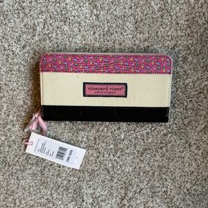 Vineyard Vines Wallet